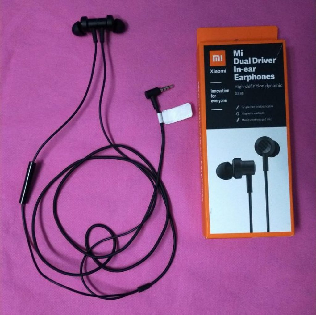 Mi Dual-Driver in-Ear Earphones Review India 2020